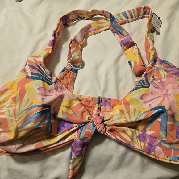 Time and Tru Other - NWT Time & Tru Floral Swim Top Size 1X (16W-18W)